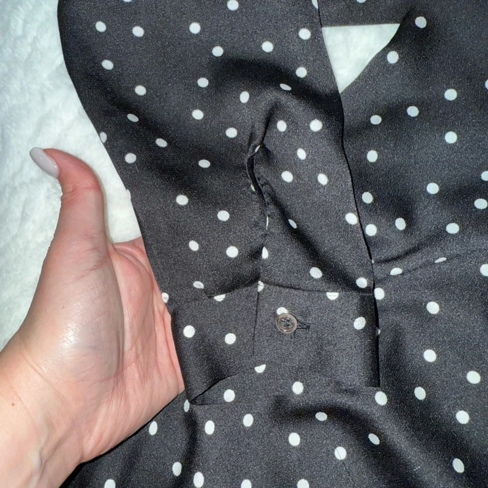 3 x 20$ Vince Camuto Black and White Polka Dot Blouse Size S - Picture 3 of 6